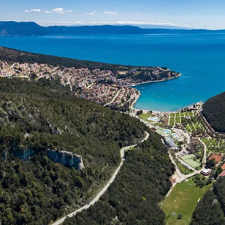 Orhideja Und Magnolia-6 By Interhome *